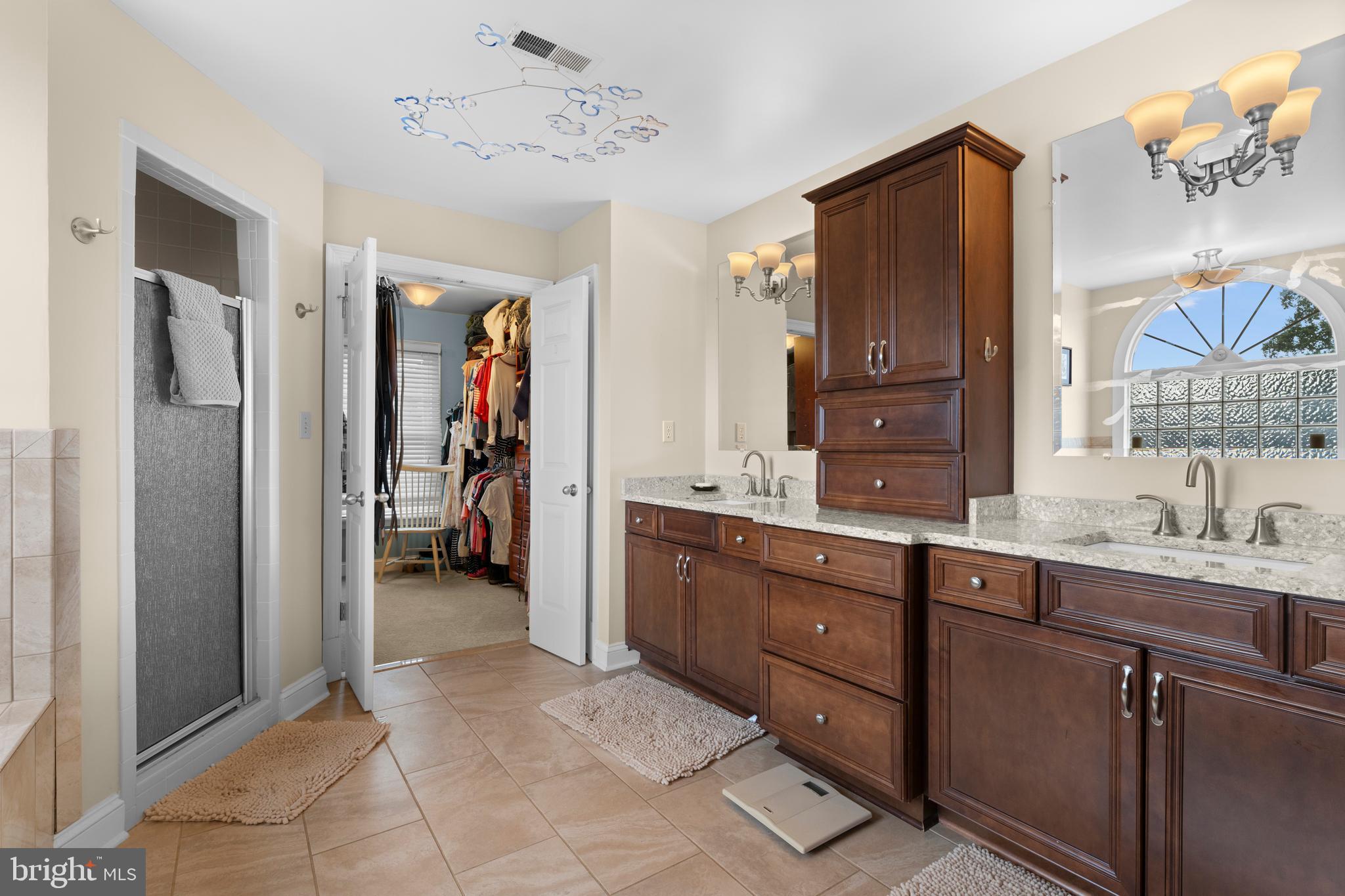 7330 SNOW HILL DRIVE