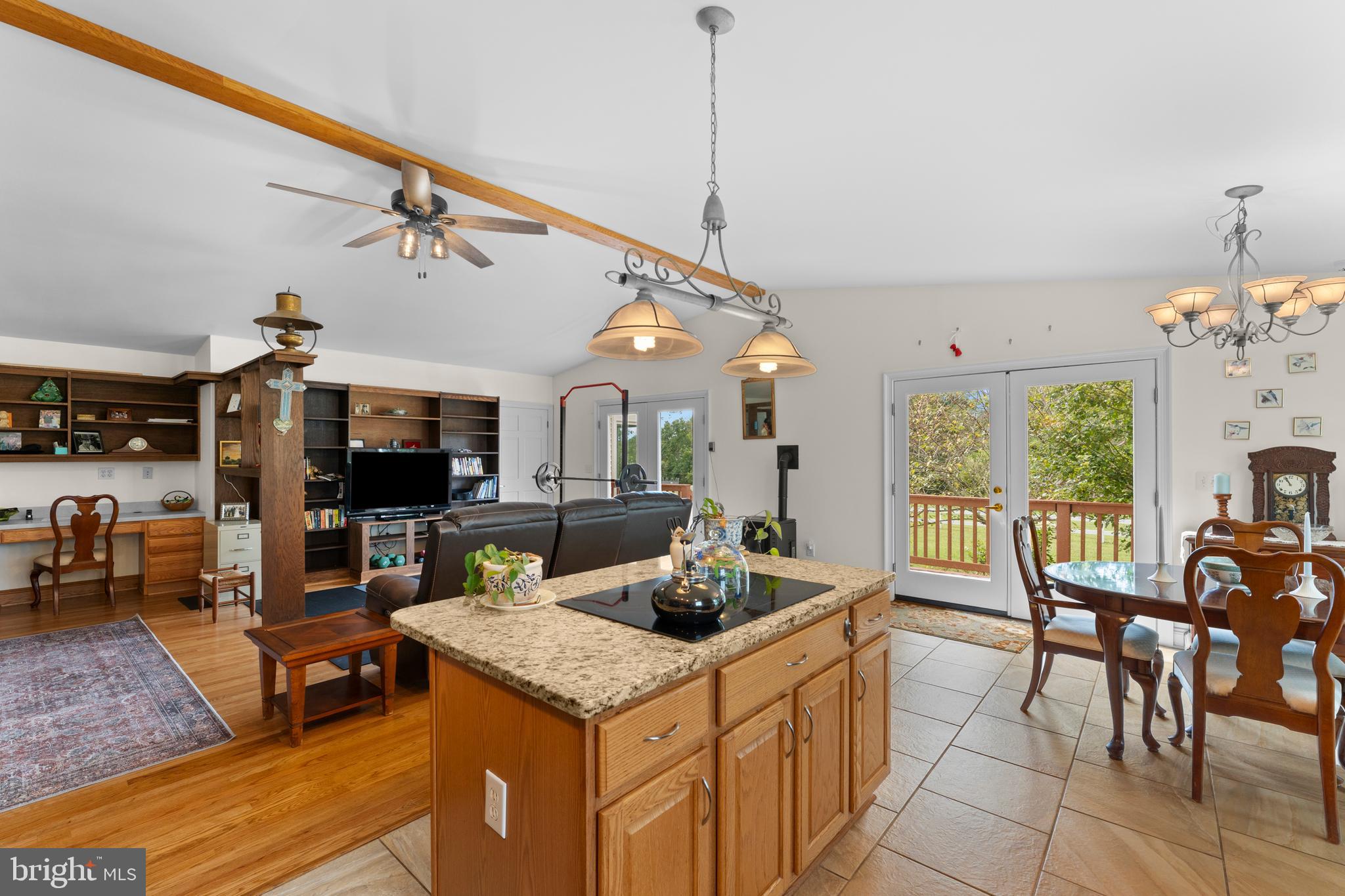 7330 SNOW HILL DRIVE