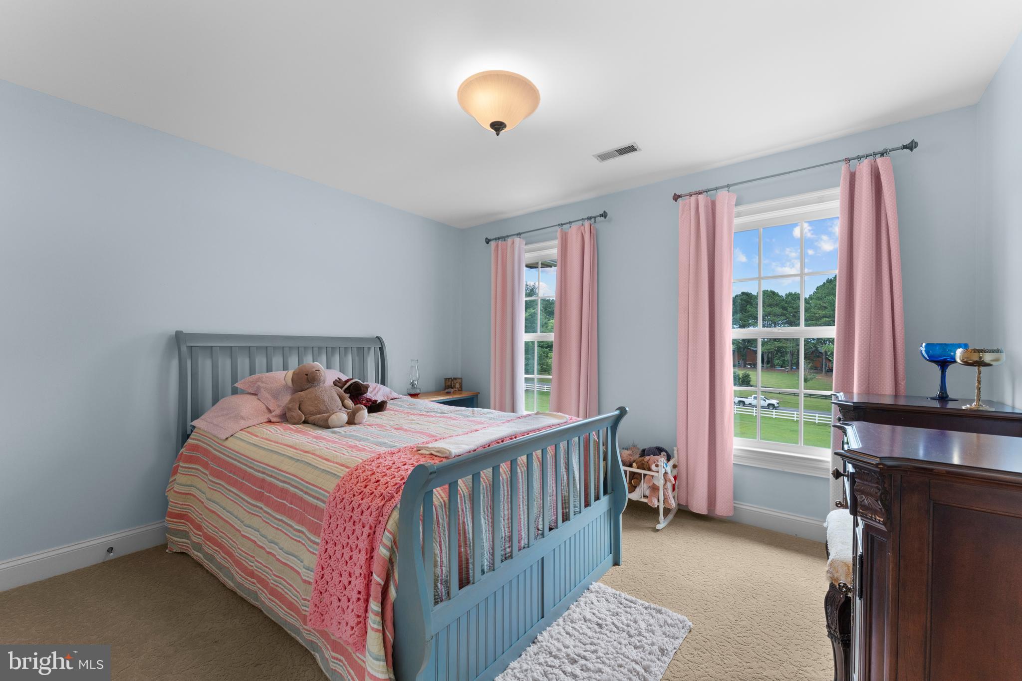 7330 SNOW HILL DRIVE