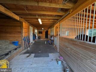 7330 SNOW HILL DRIVE