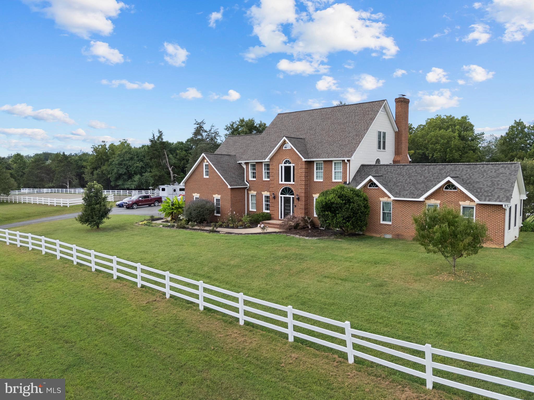 7330 SNOW HILL DRIVE