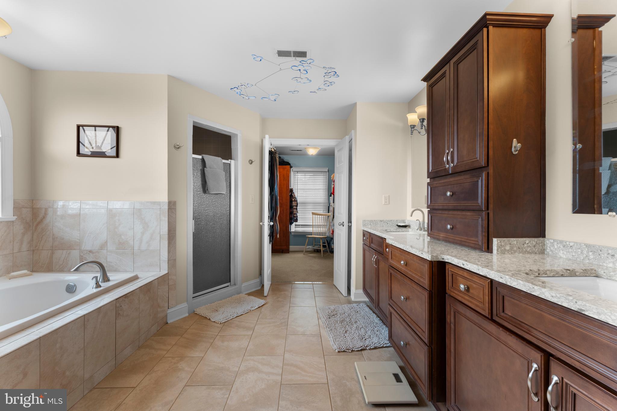 7330 SNOW HILL DRIVE