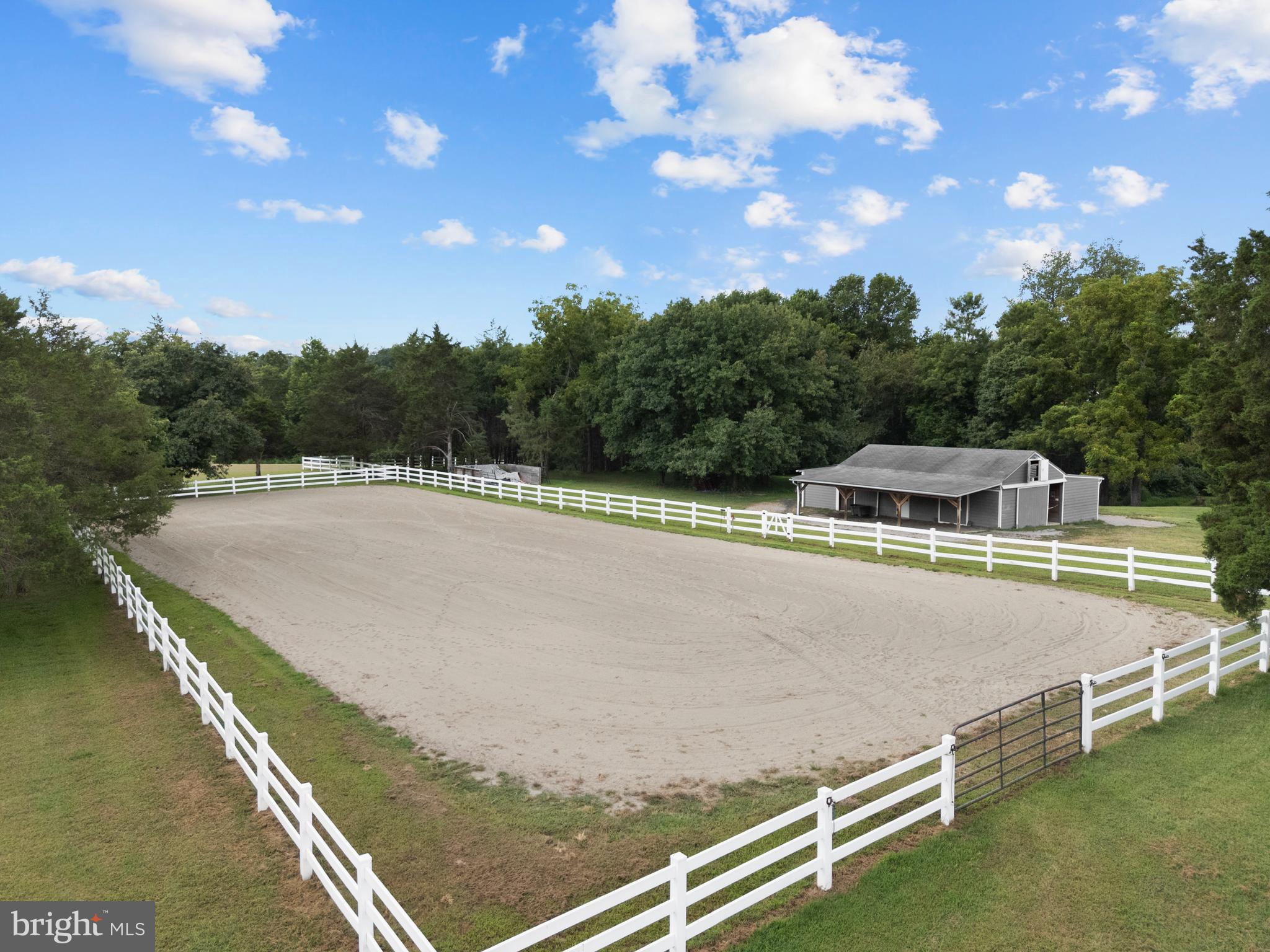 7330 SNOW HILL DRIVE