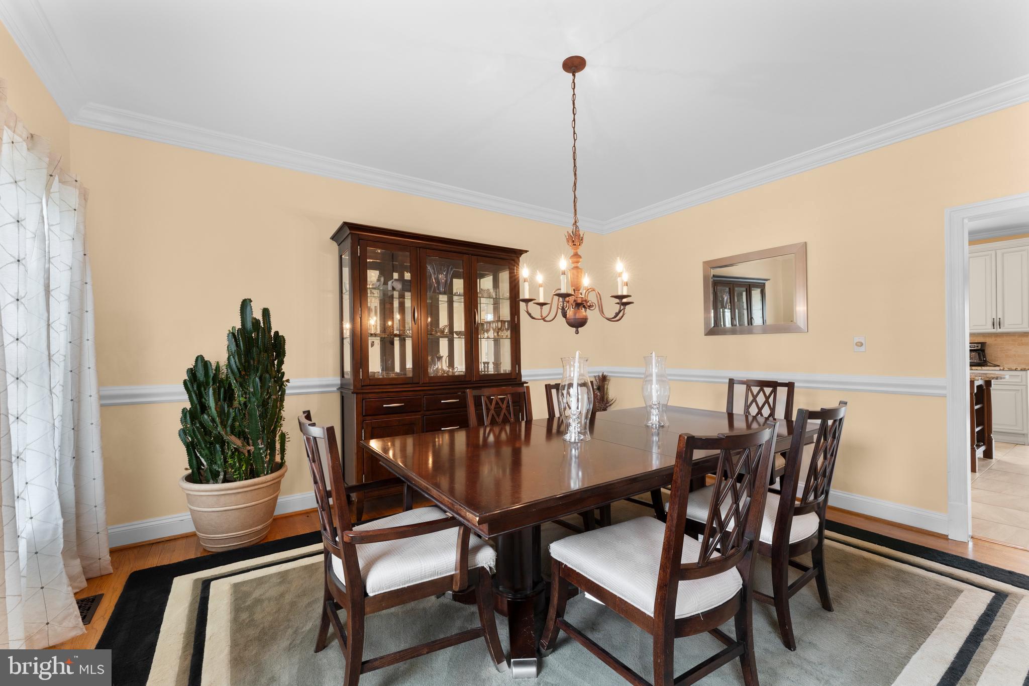 7330 SNOW HILL DRIVE