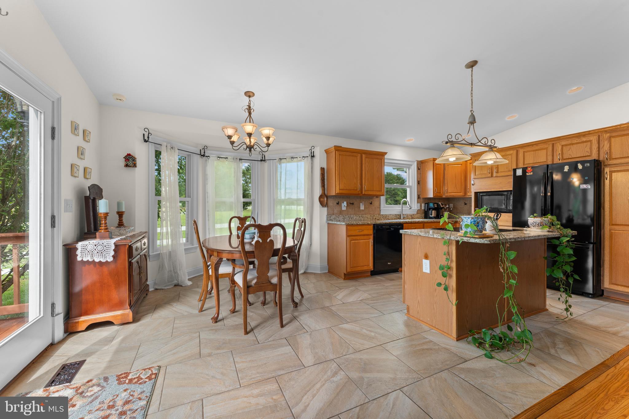 7330 SNOW HILL DRIVE