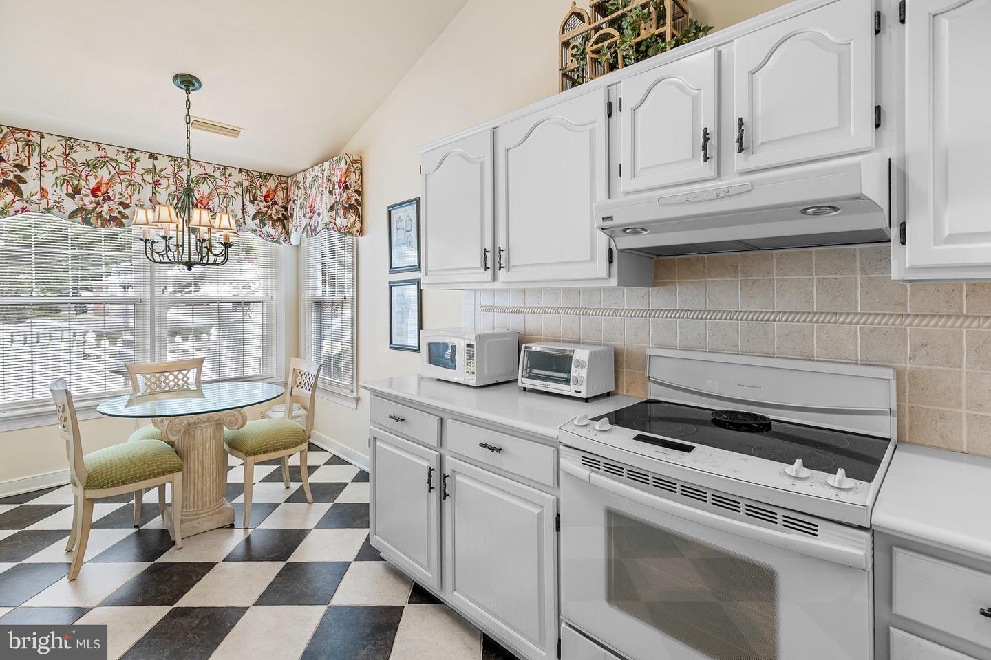 11223 Stone Mill Ct
