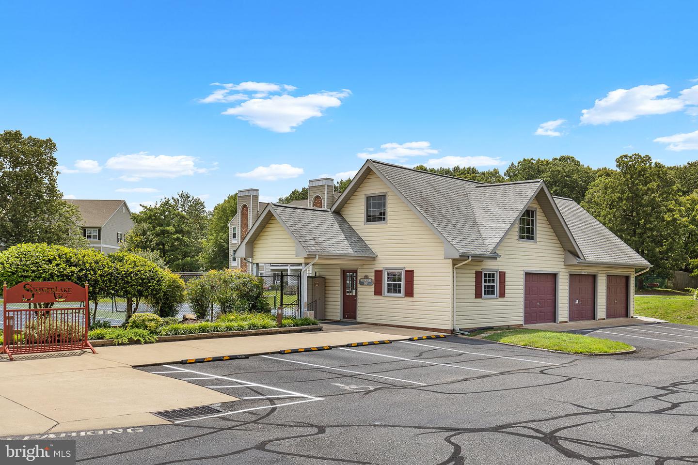 11223 Stone Mill Ct