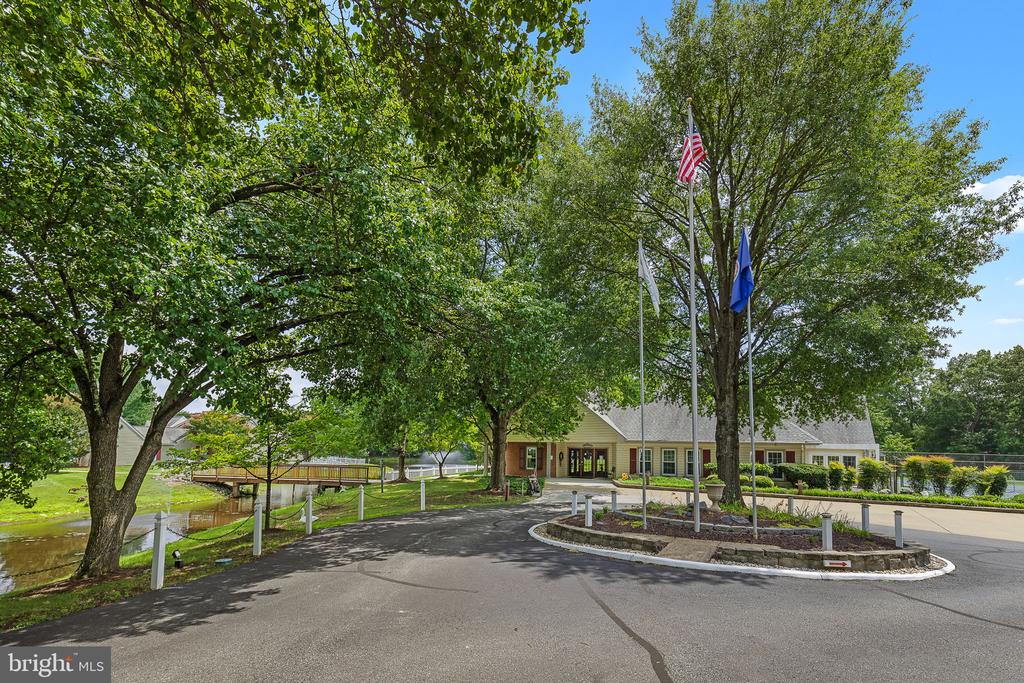 11223 Stone Mill Ct
