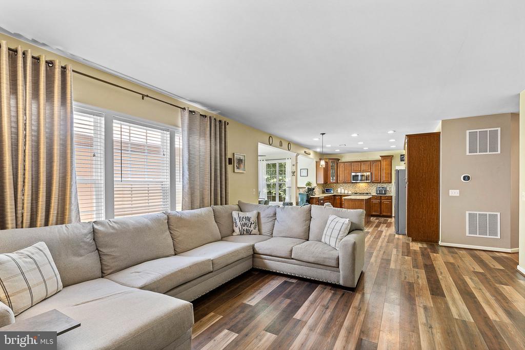 10108 Brookrun Ct