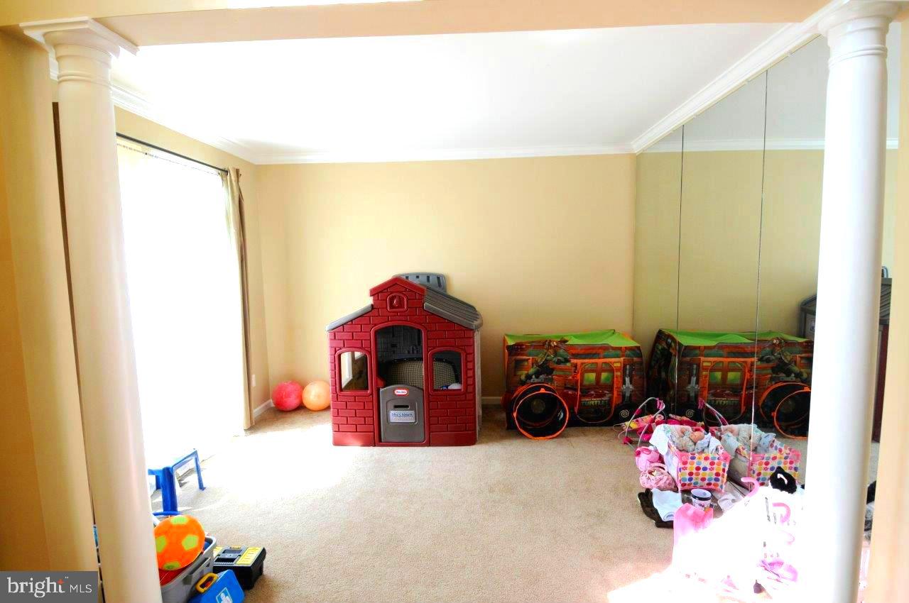 5307 JOSHUA TREE CIR