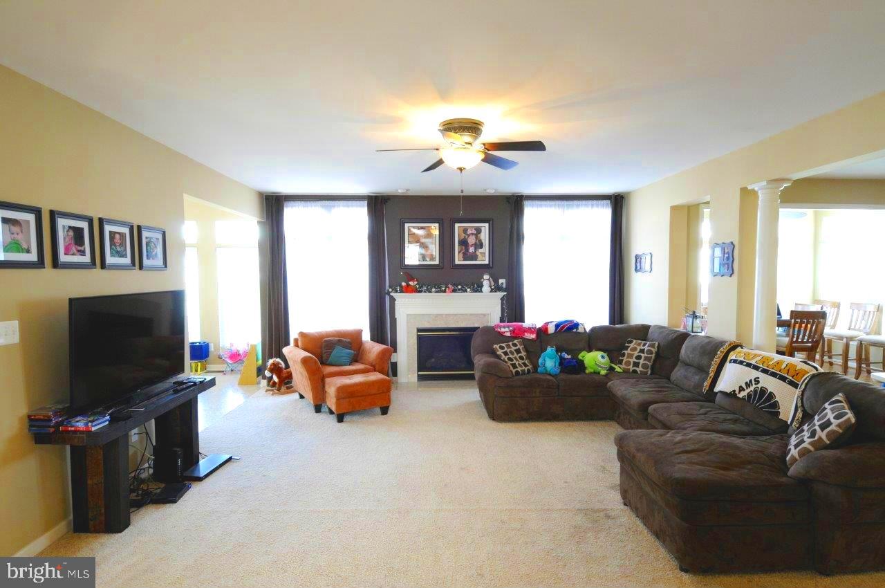 5307 JOSHUA TREE CIR