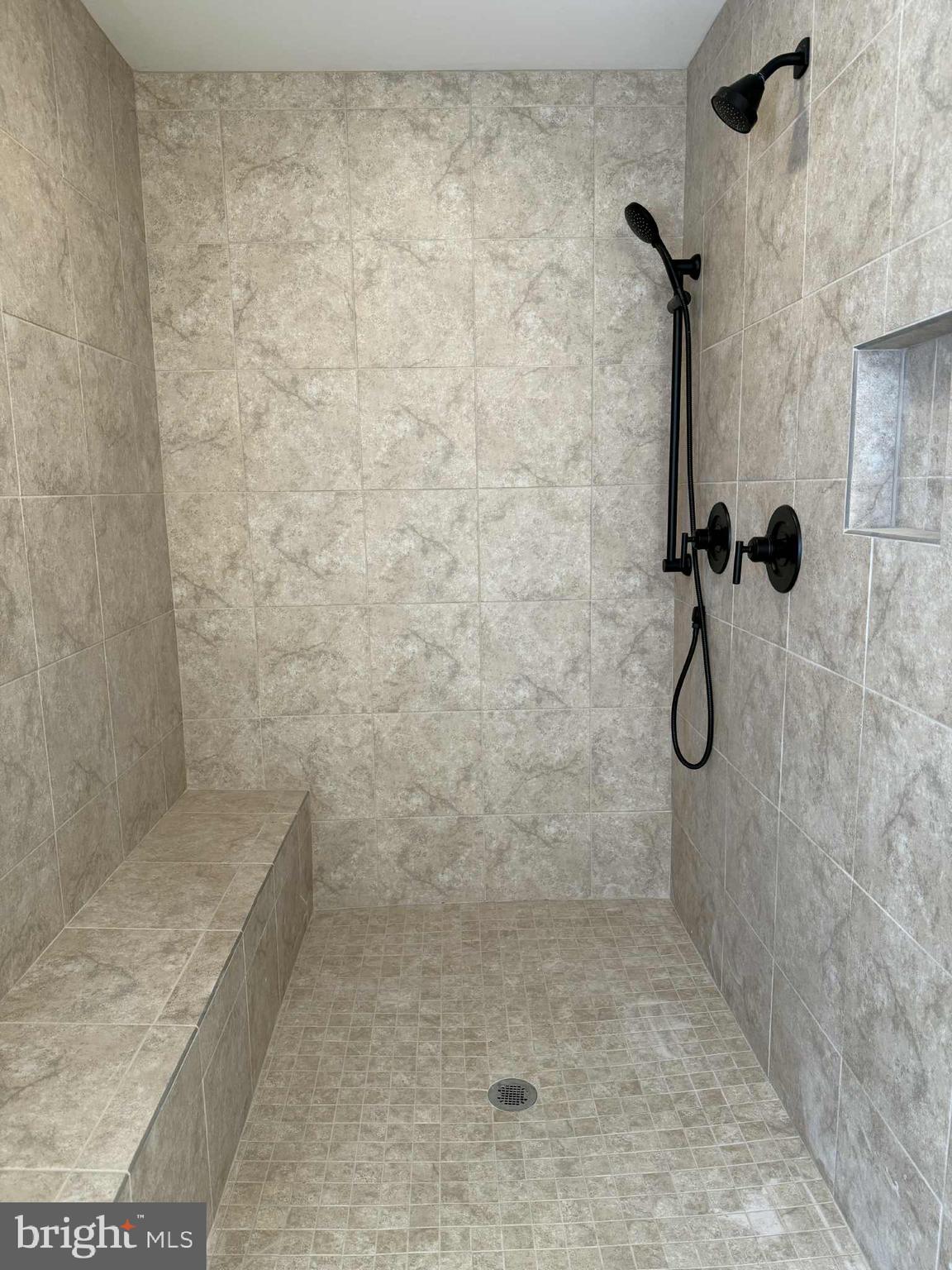 12105 Andora Dr