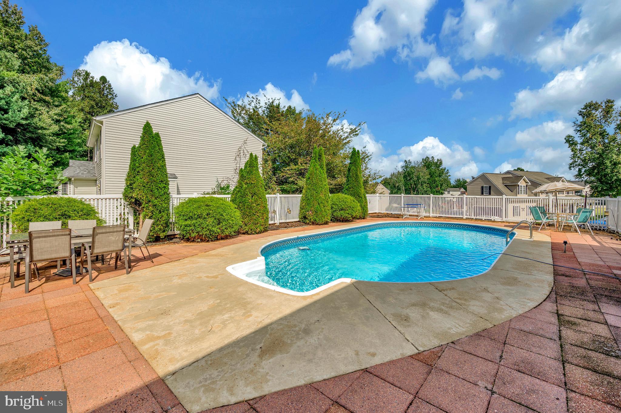 7500 HARVEST LANE