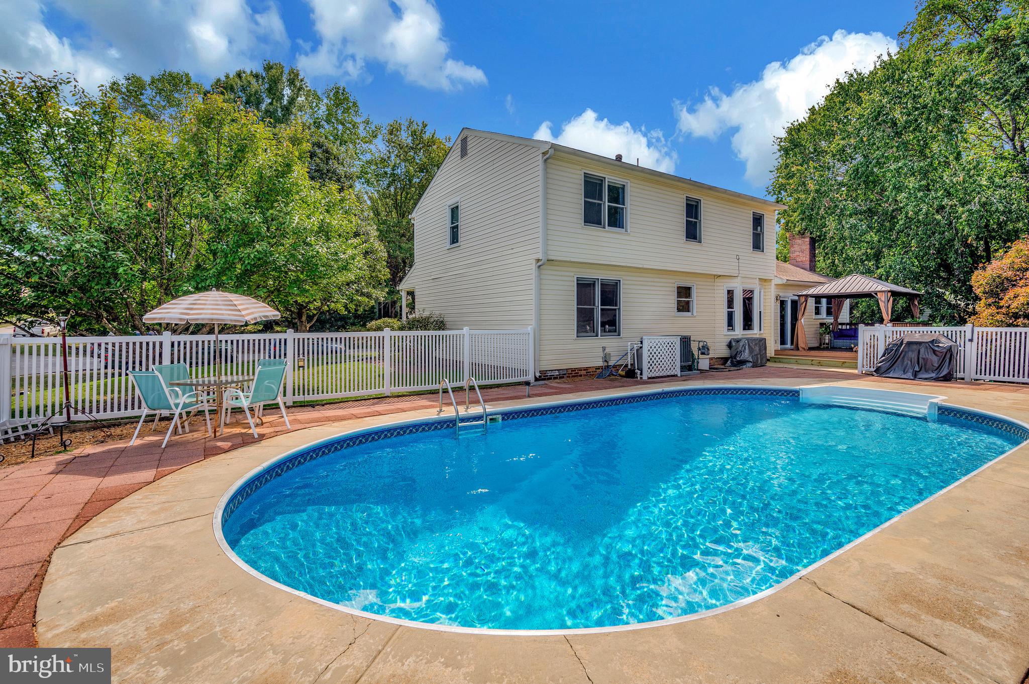7500 HARVEST LANE