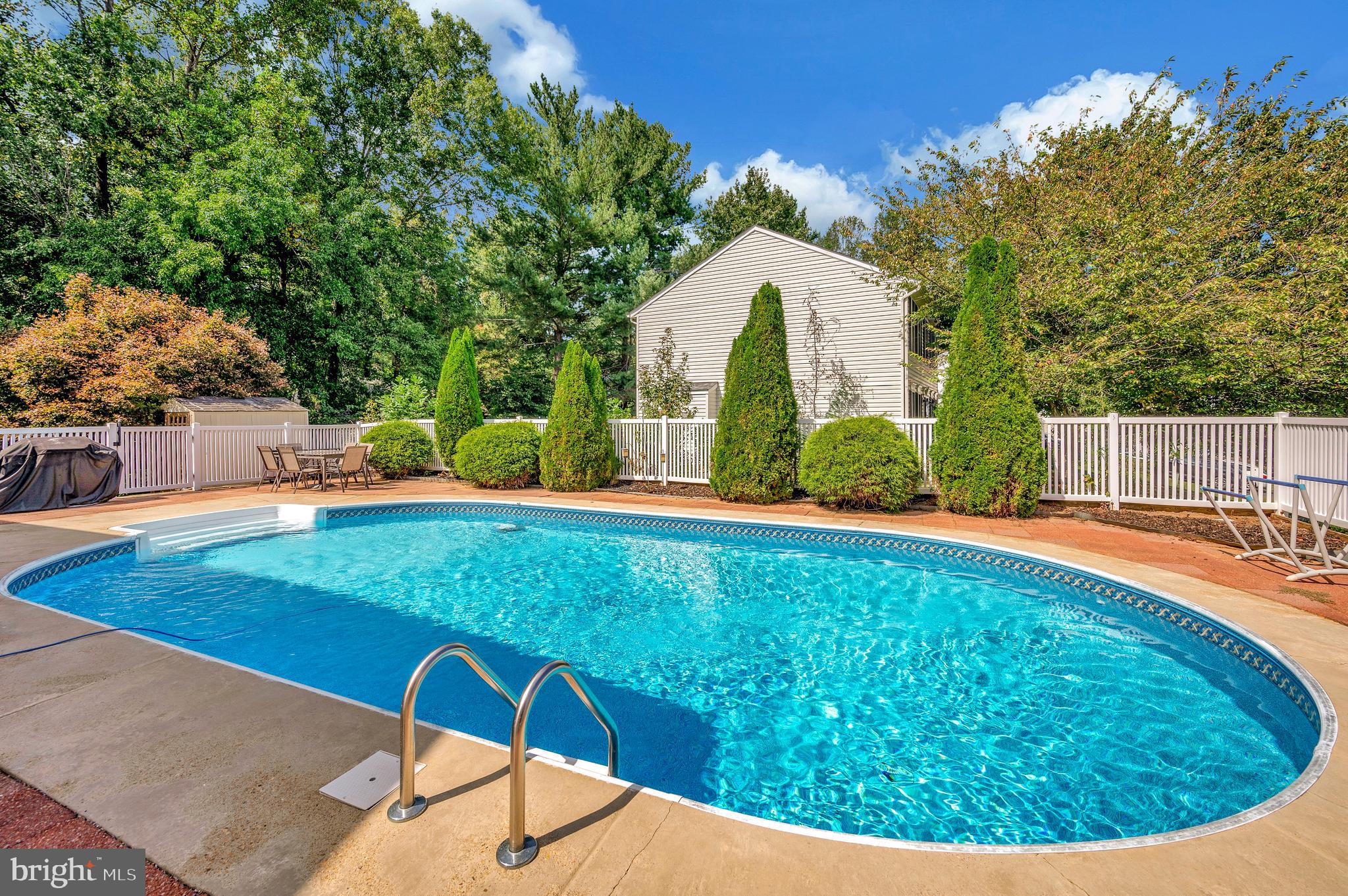 7500 HARVEST LANE