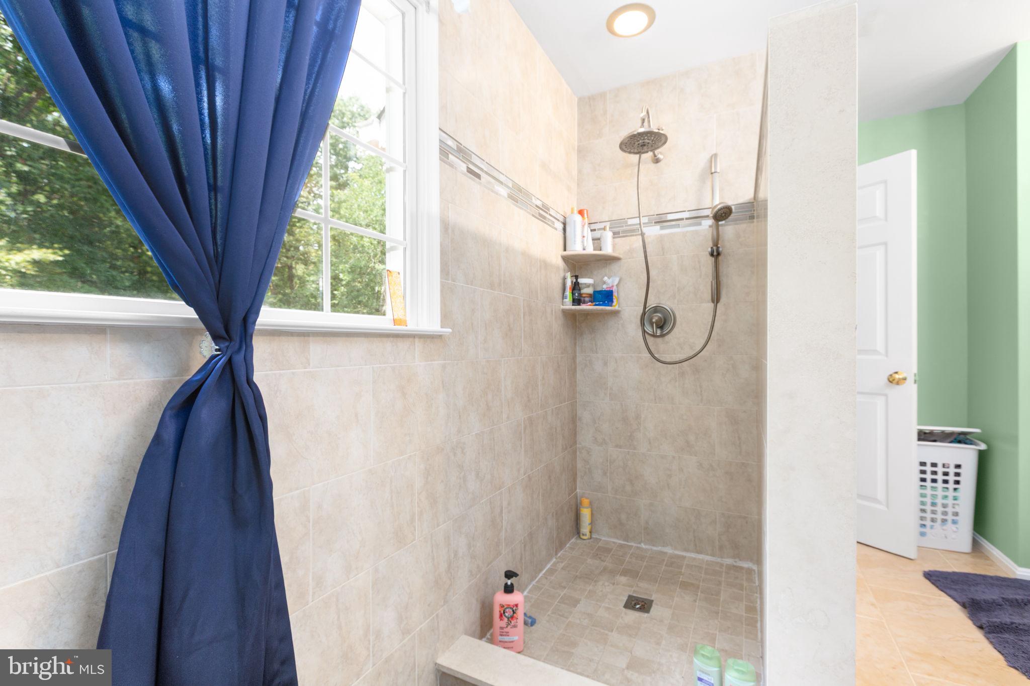 10314 Colechester St