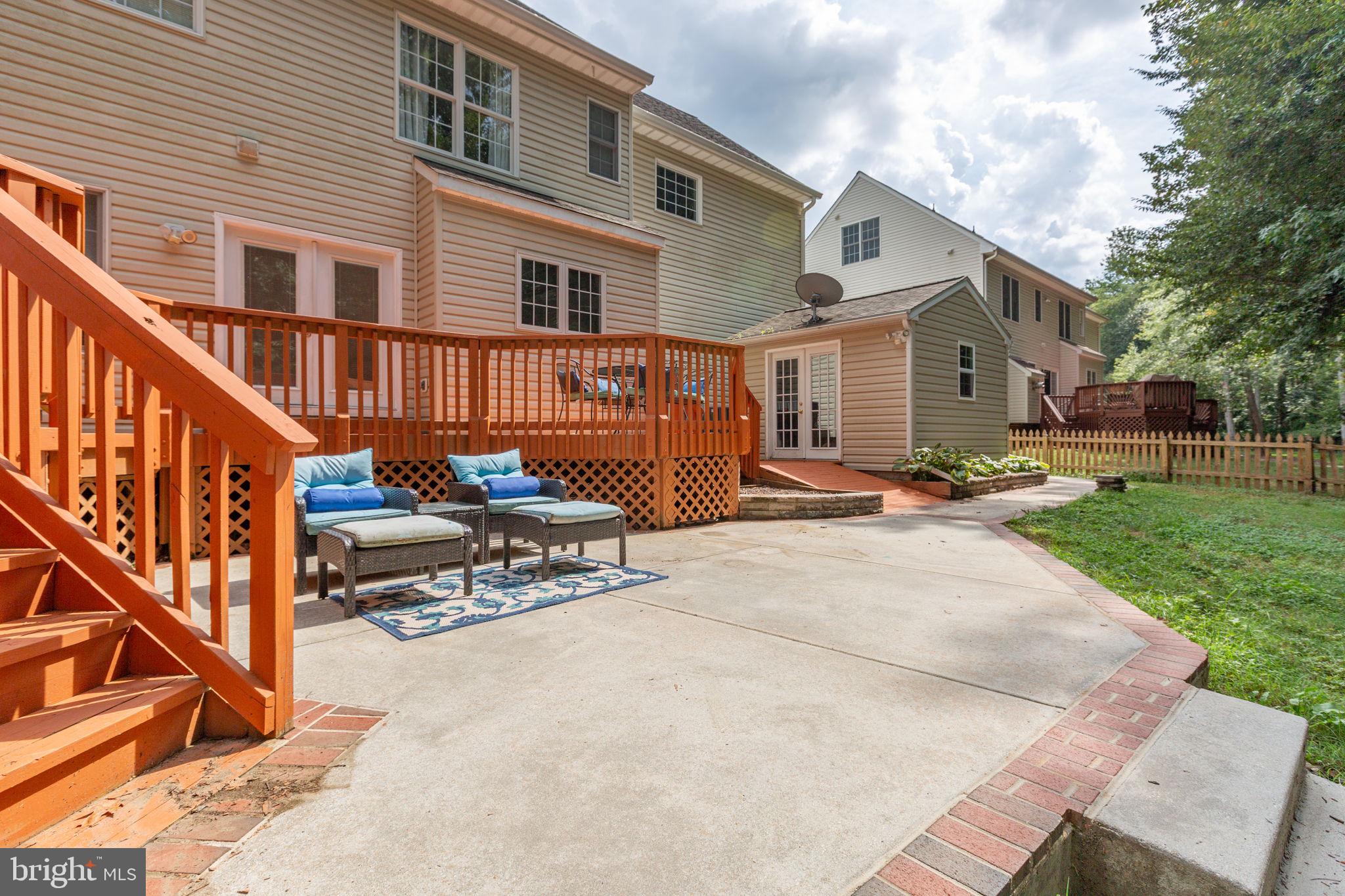 10314 Colechester St