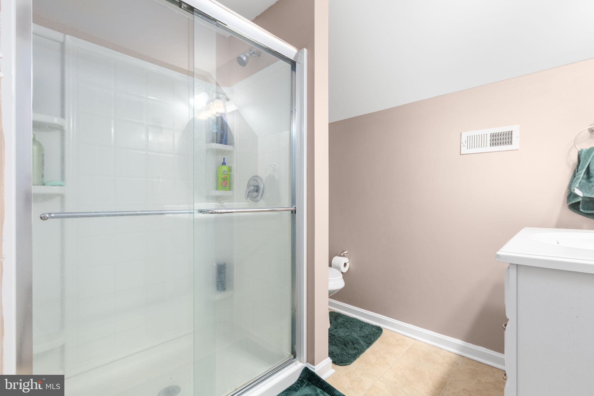 10314 Colechester St