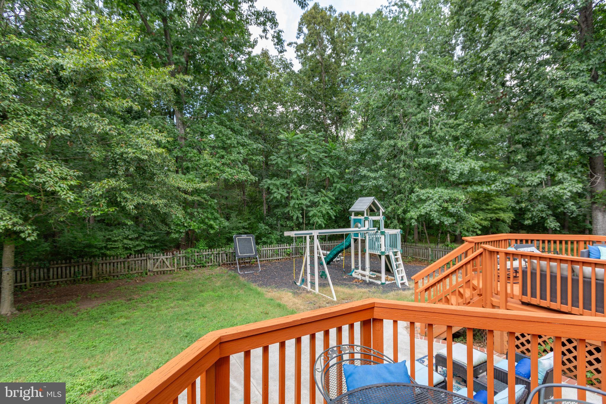 10314 Colechester St