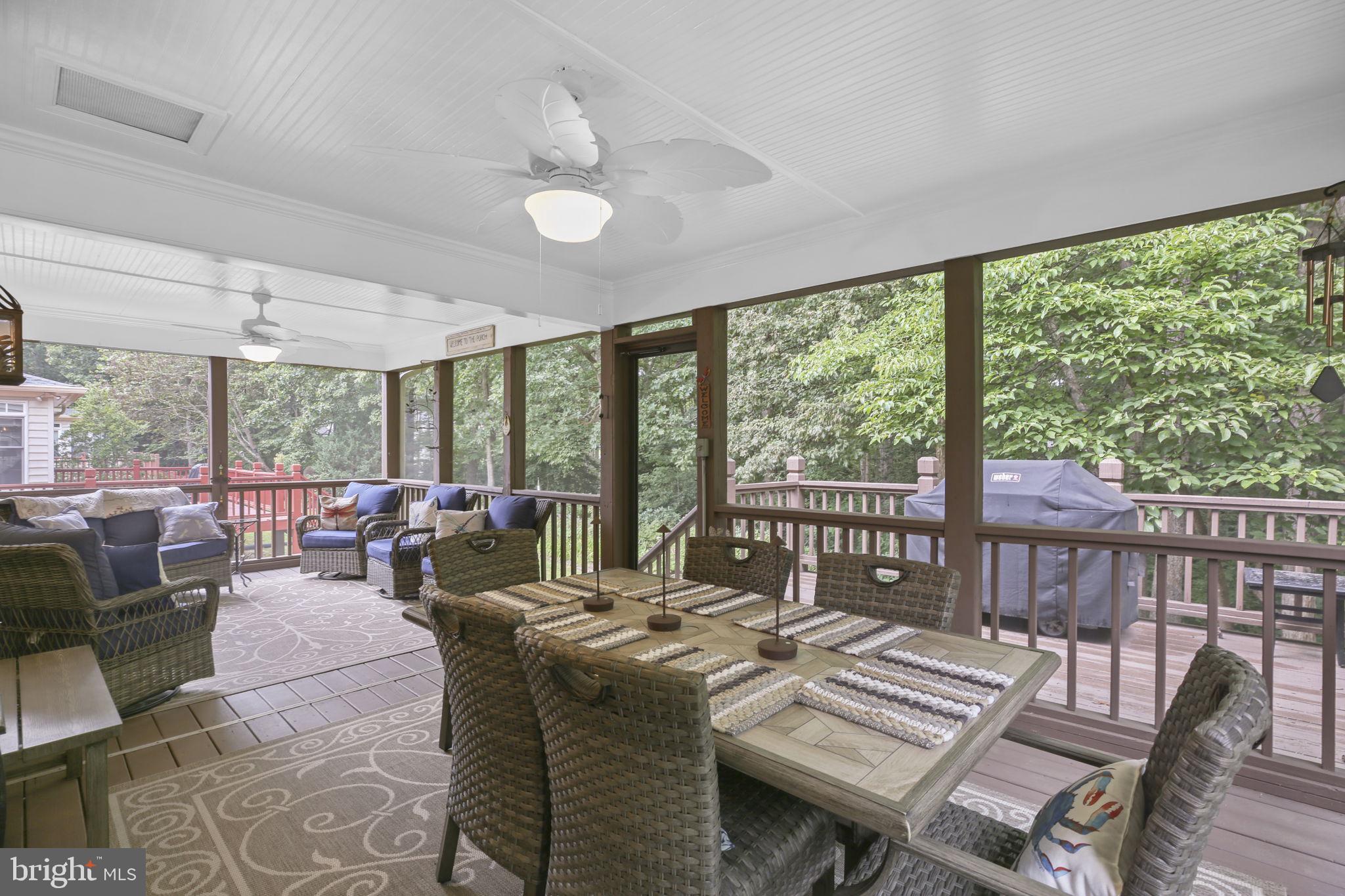 9916 Altamont Cir