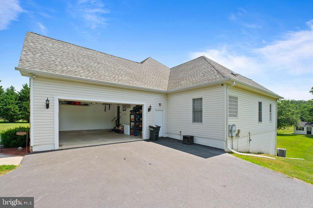 7609 Baileys Rd