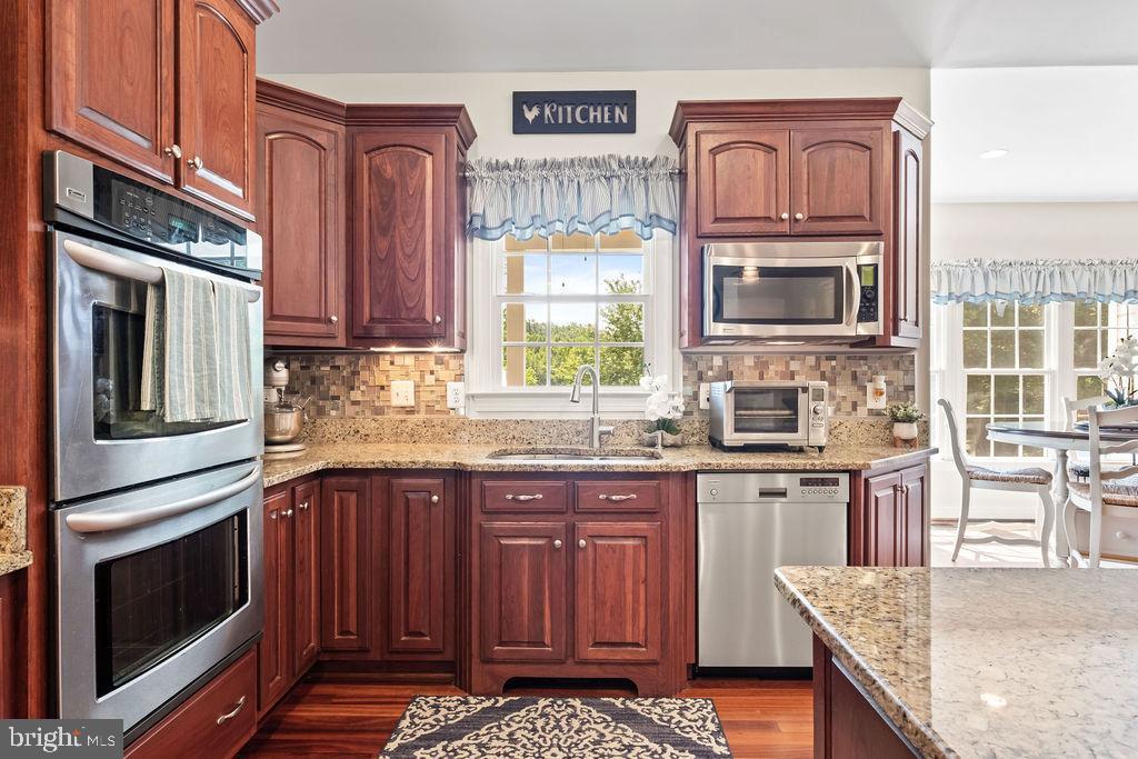 7609 Baileys Rd