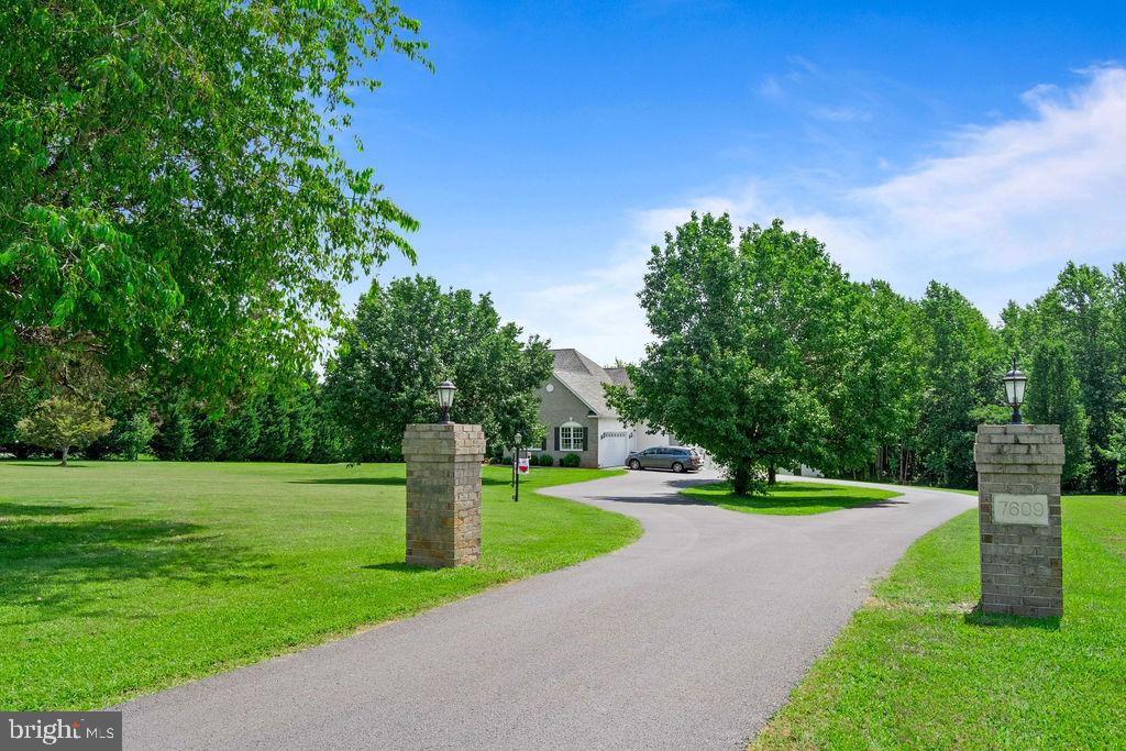 7609 Baileys Rd