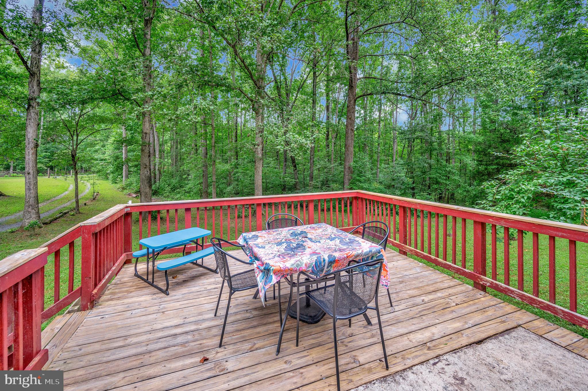 8515 BERKELEY FARMS LANE
