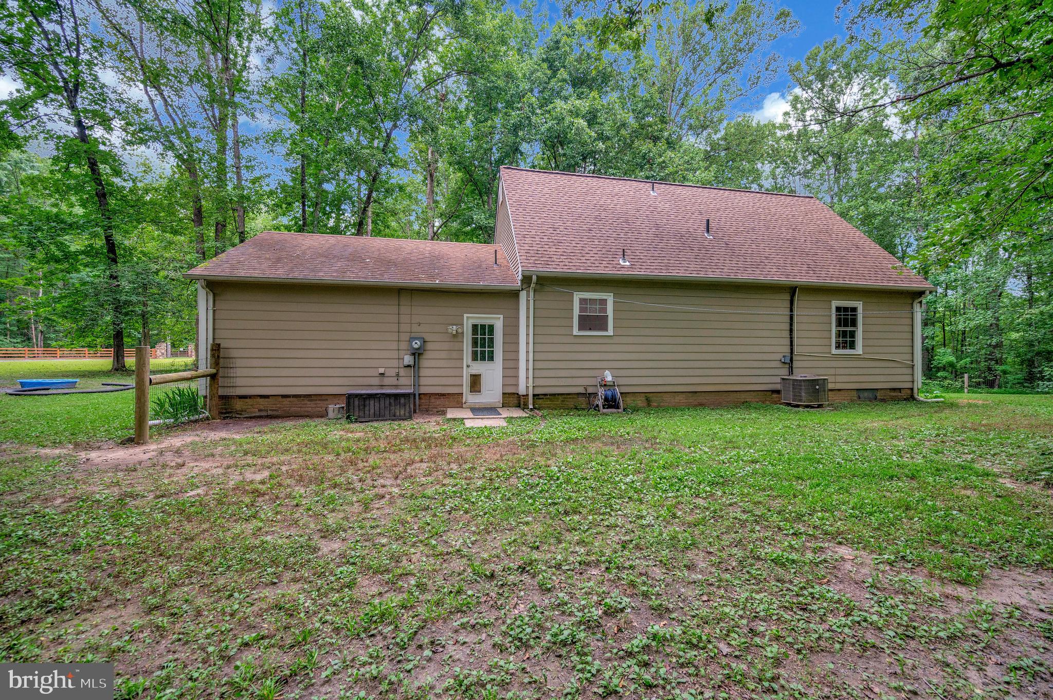 8515 BERKELEY FARMS LANE