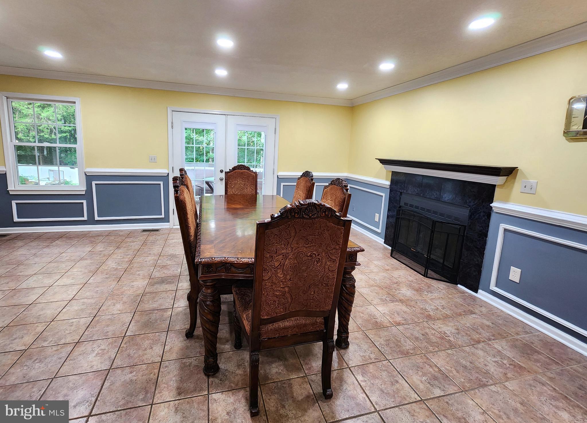 11815 SWITCHBACK LANE