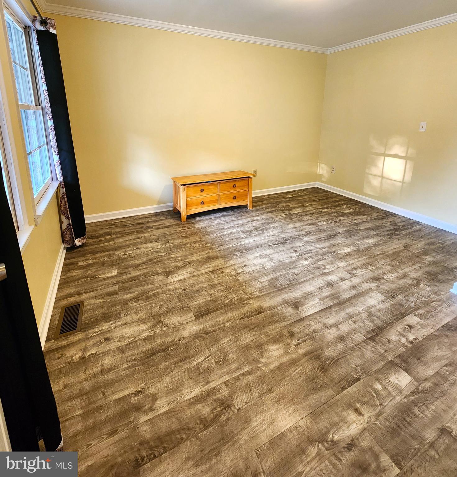 11815 SWITCHBACK LANE