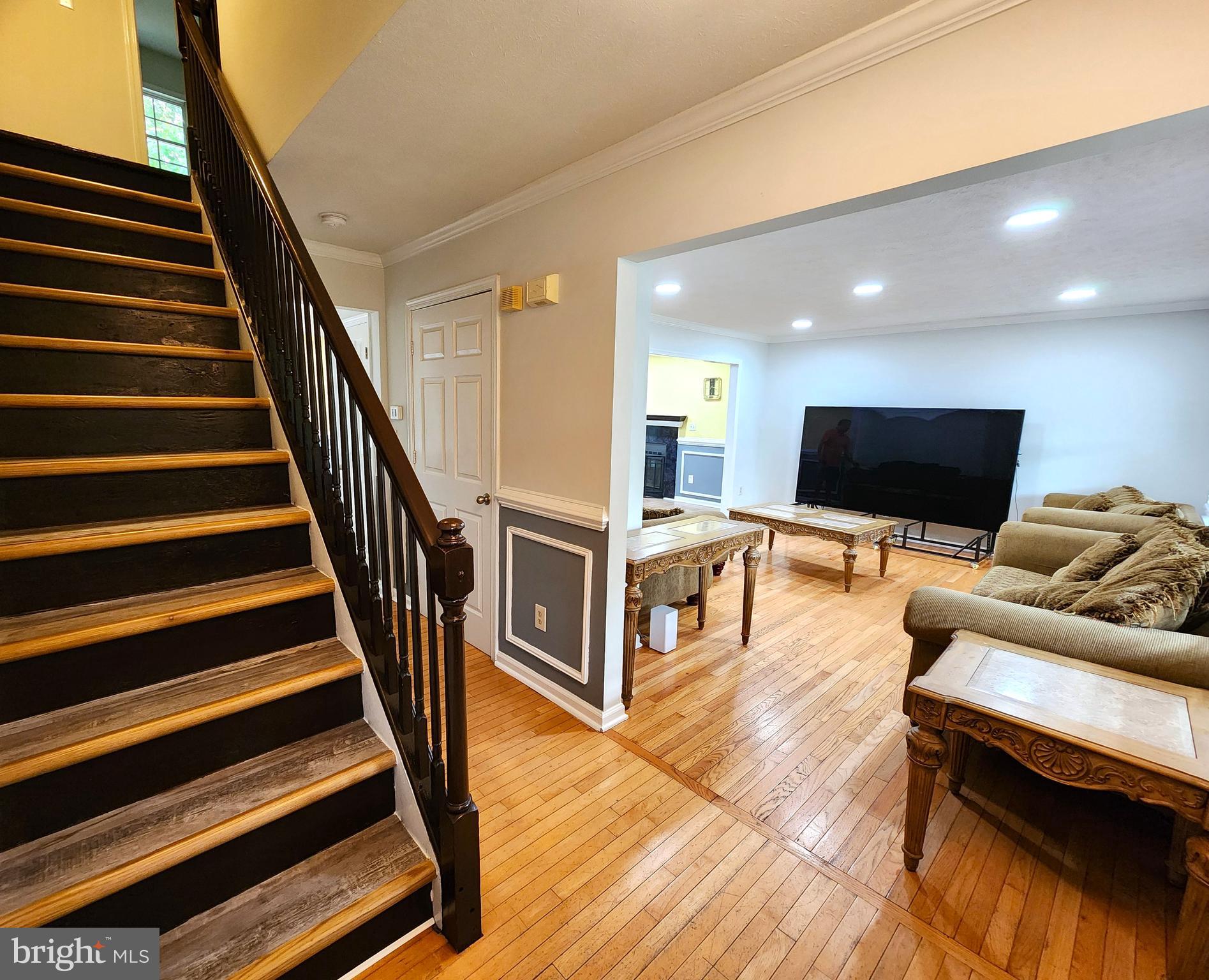 11815 SWITCHBACK LANE