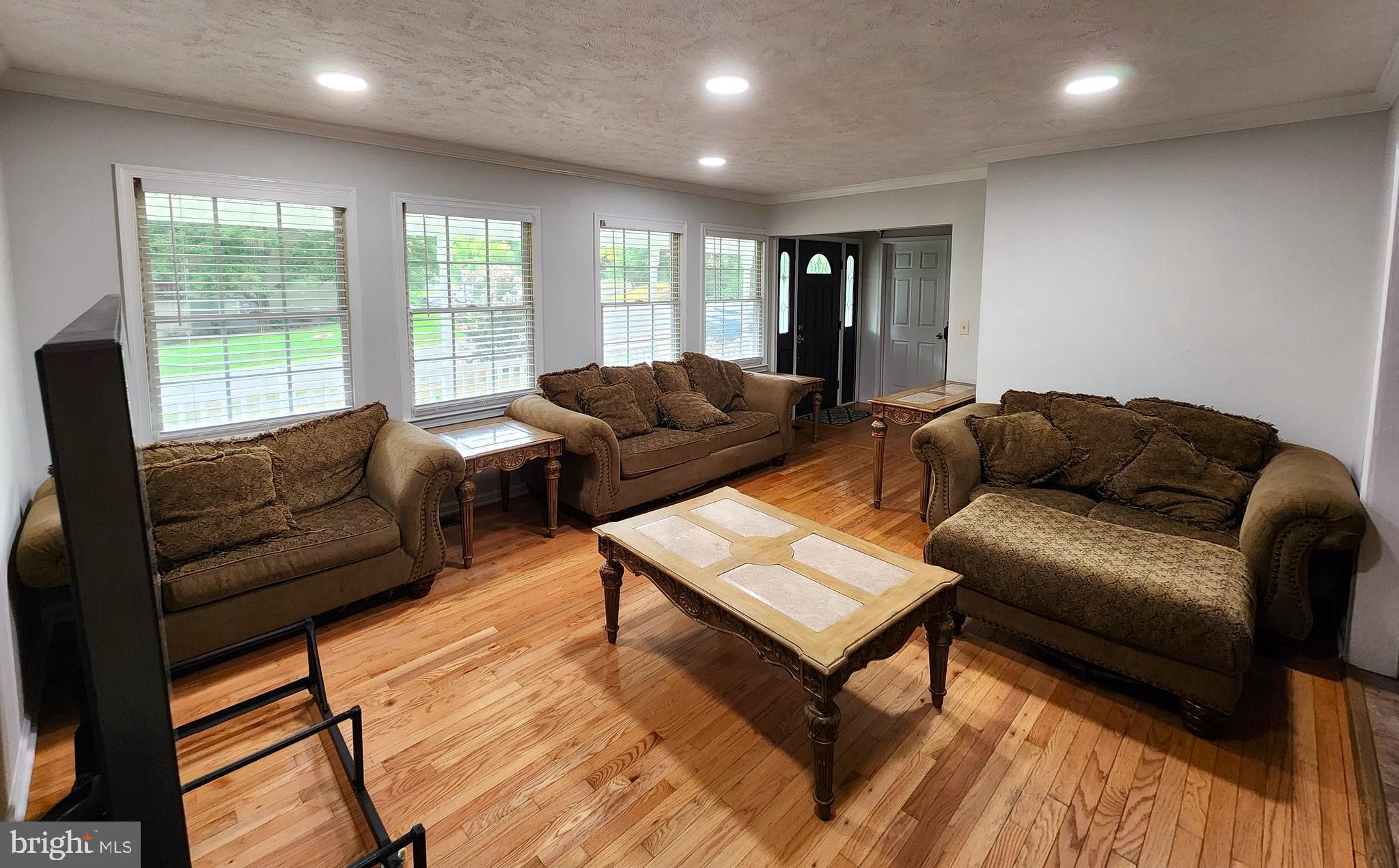 11815 SWITCHBACK LANE