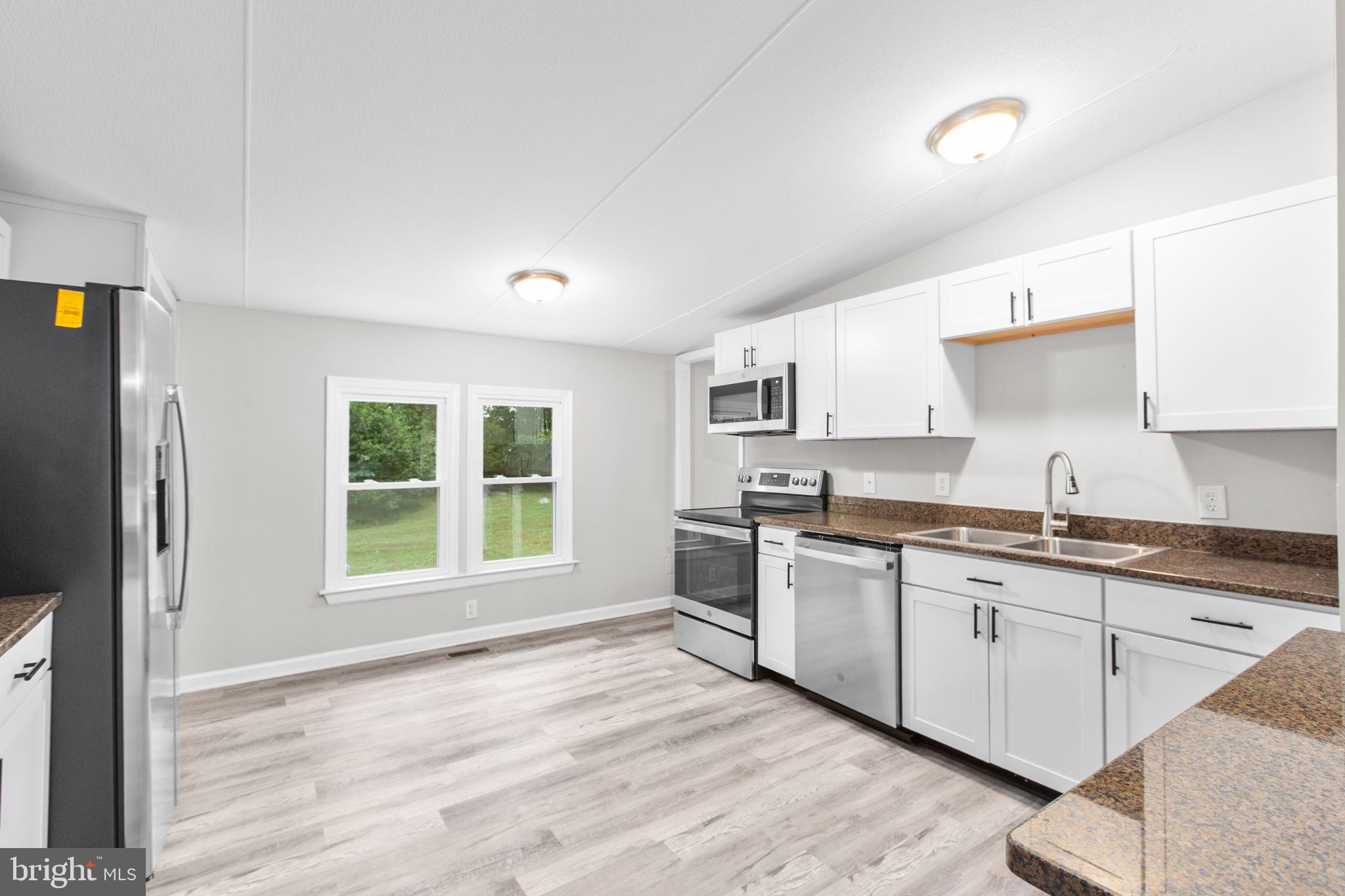 10337 BEAVER LANE