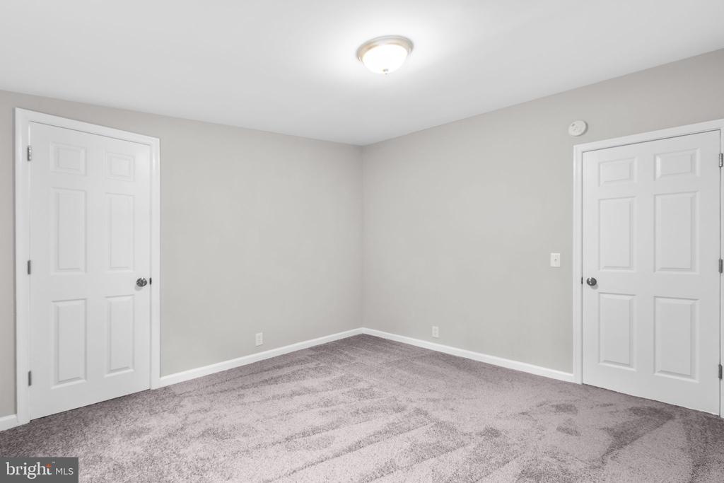 10337 BEAVER LANE