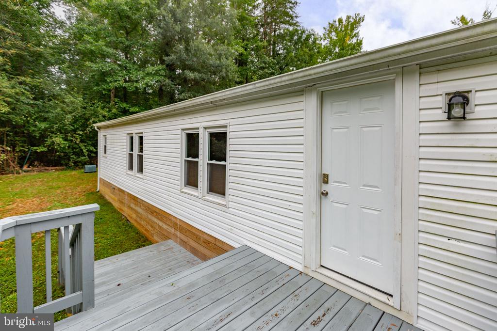10337 BEAVER LANE