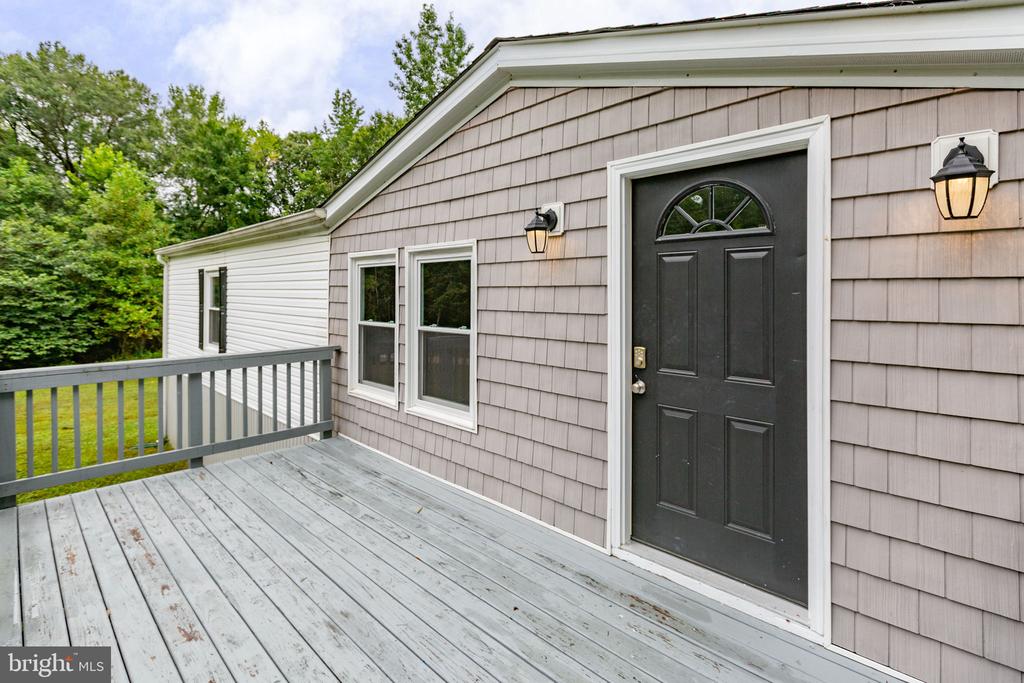 10337 BEAVER LANE