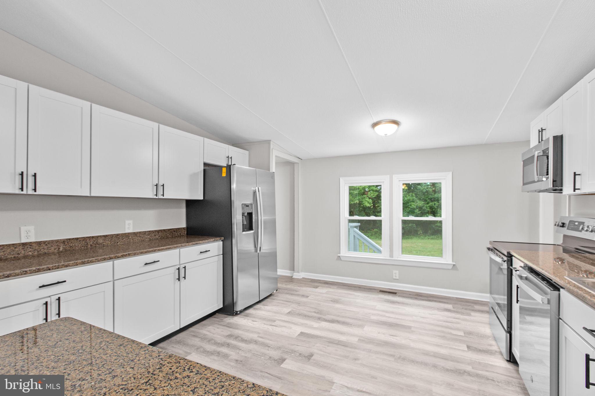 10337 BEAVER LANE