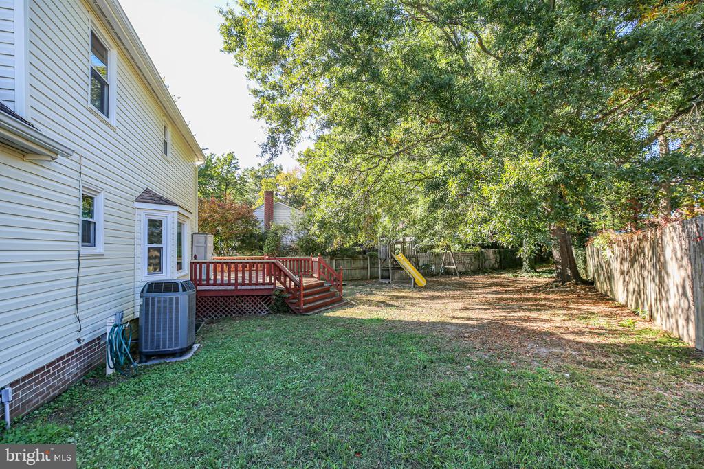 606 CASEY PLACE