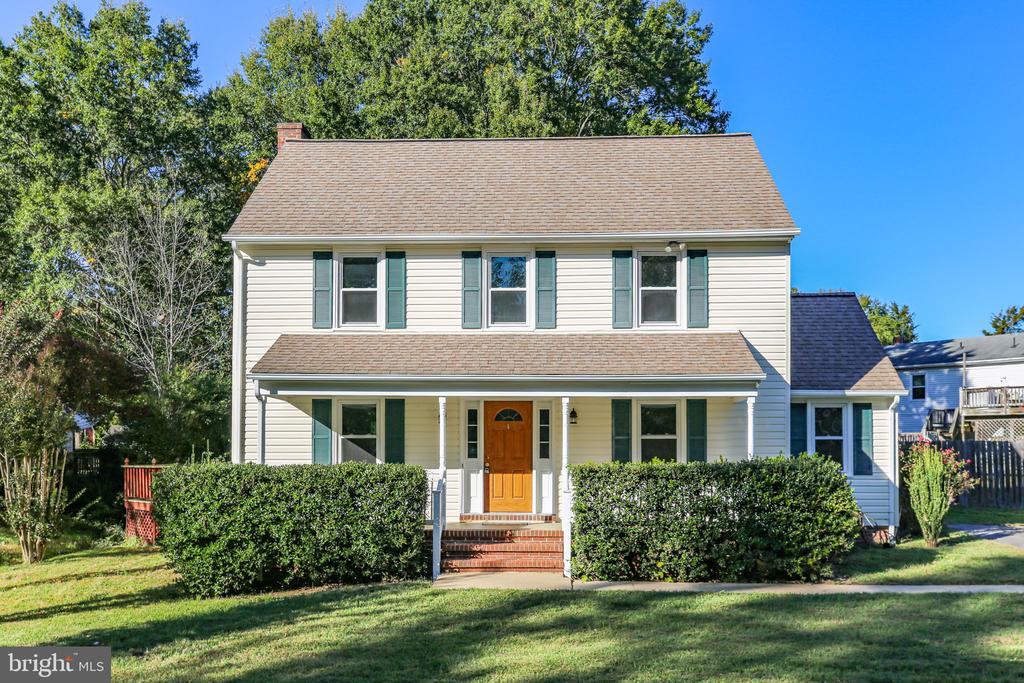 606 CASEY PLACE