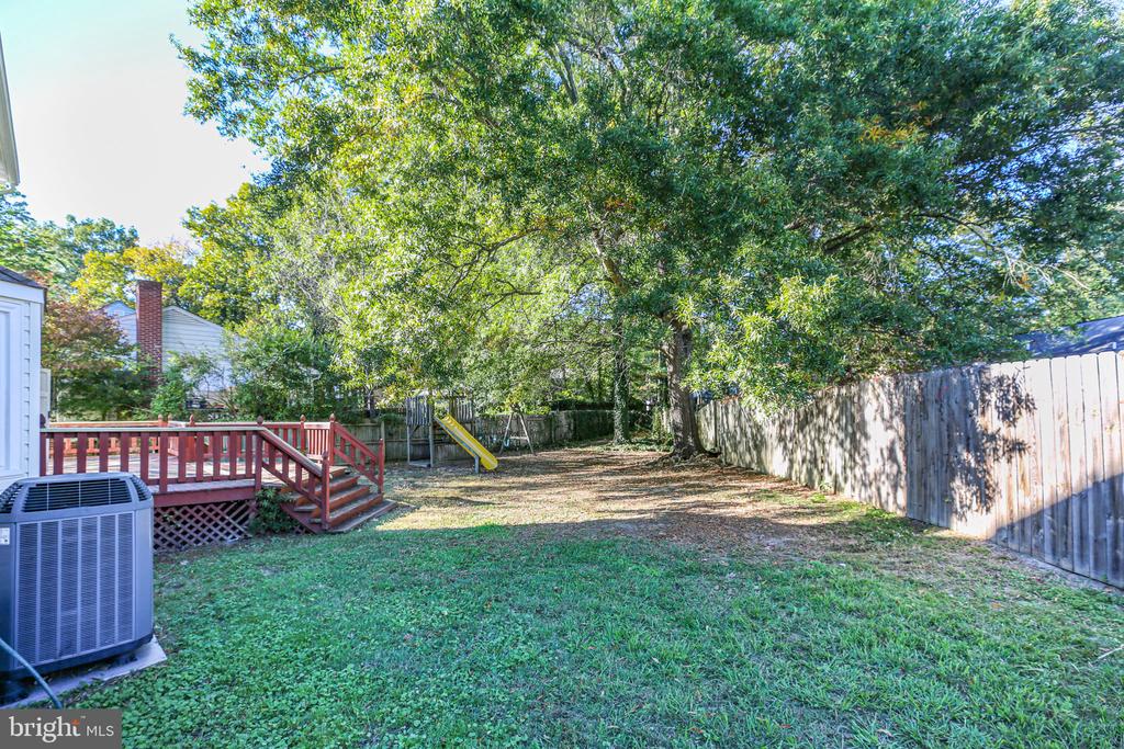 606 CASEY PLACE