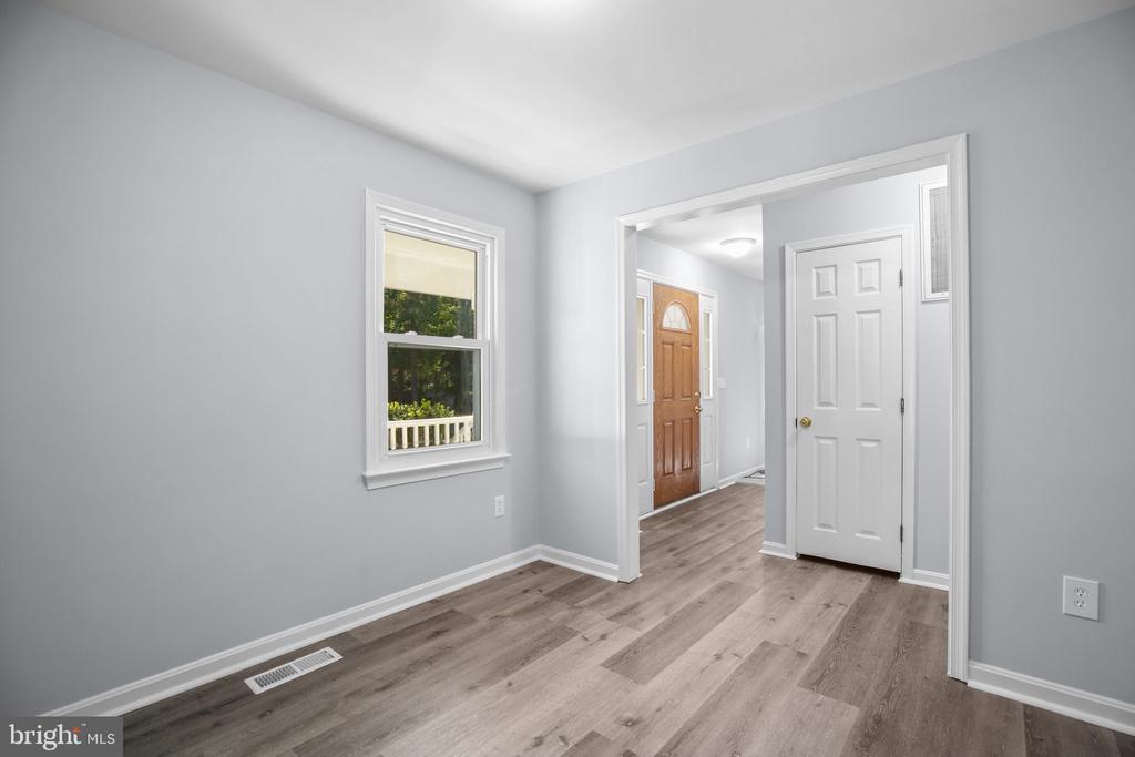606 CASEY PLACE
