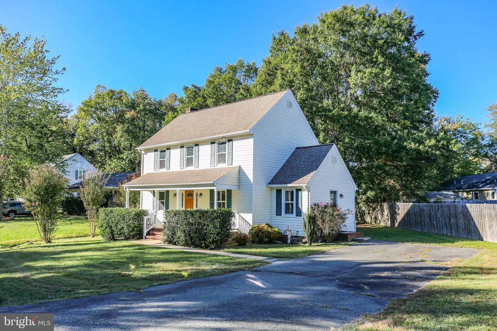 606 CASEY PLACE