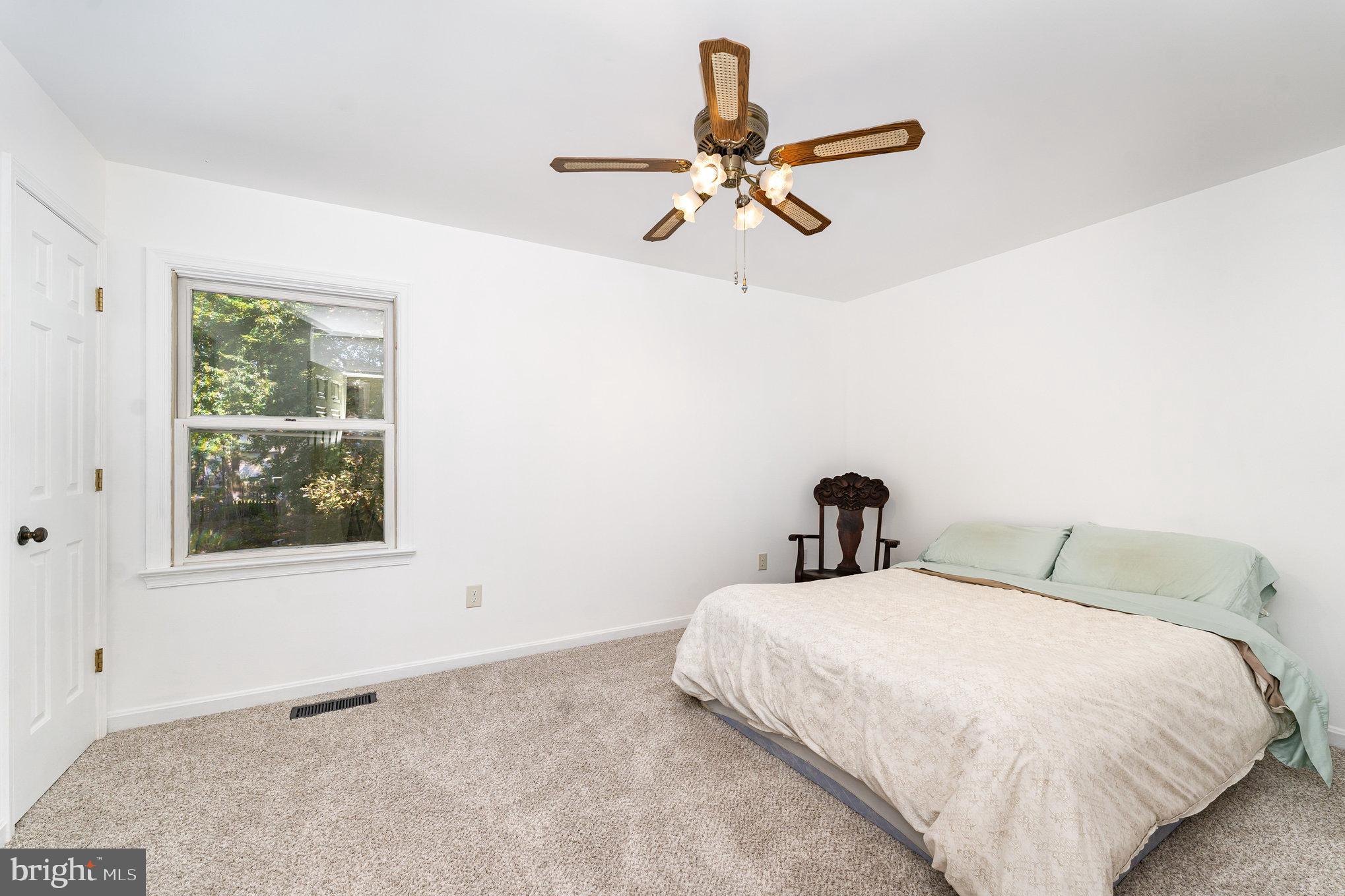 5813 QUEENS MILL CIRCLE