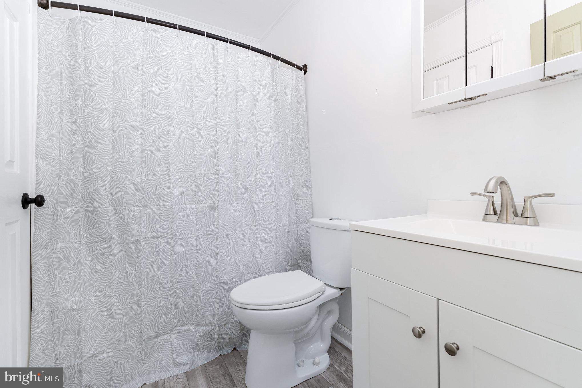 5813 QUEENS MILL CIRCLE