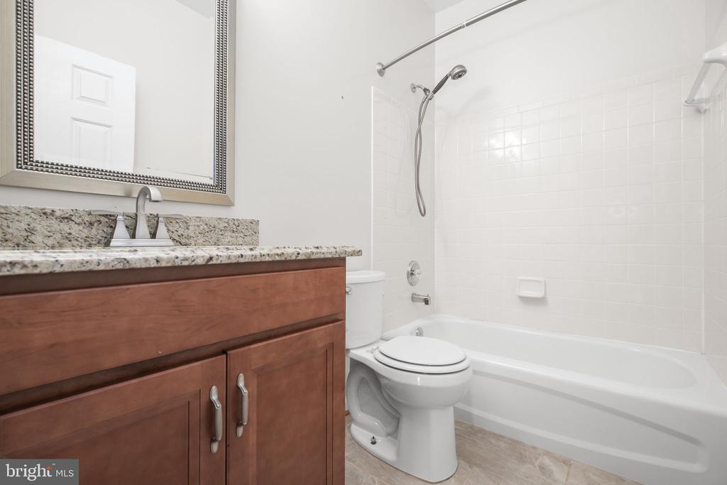 11212 SILVERSMITH LANE