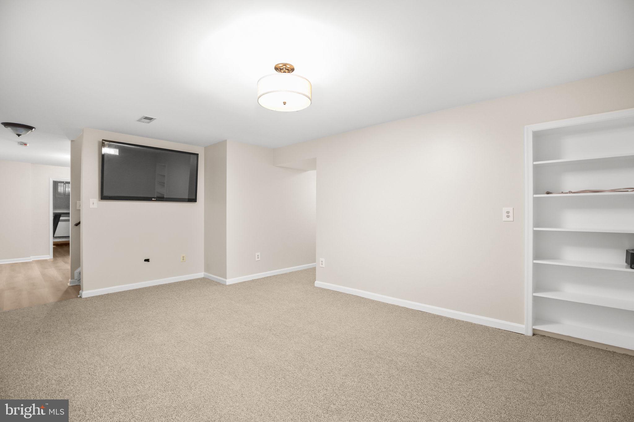 6000 BLACKSTONE BOULEVARD