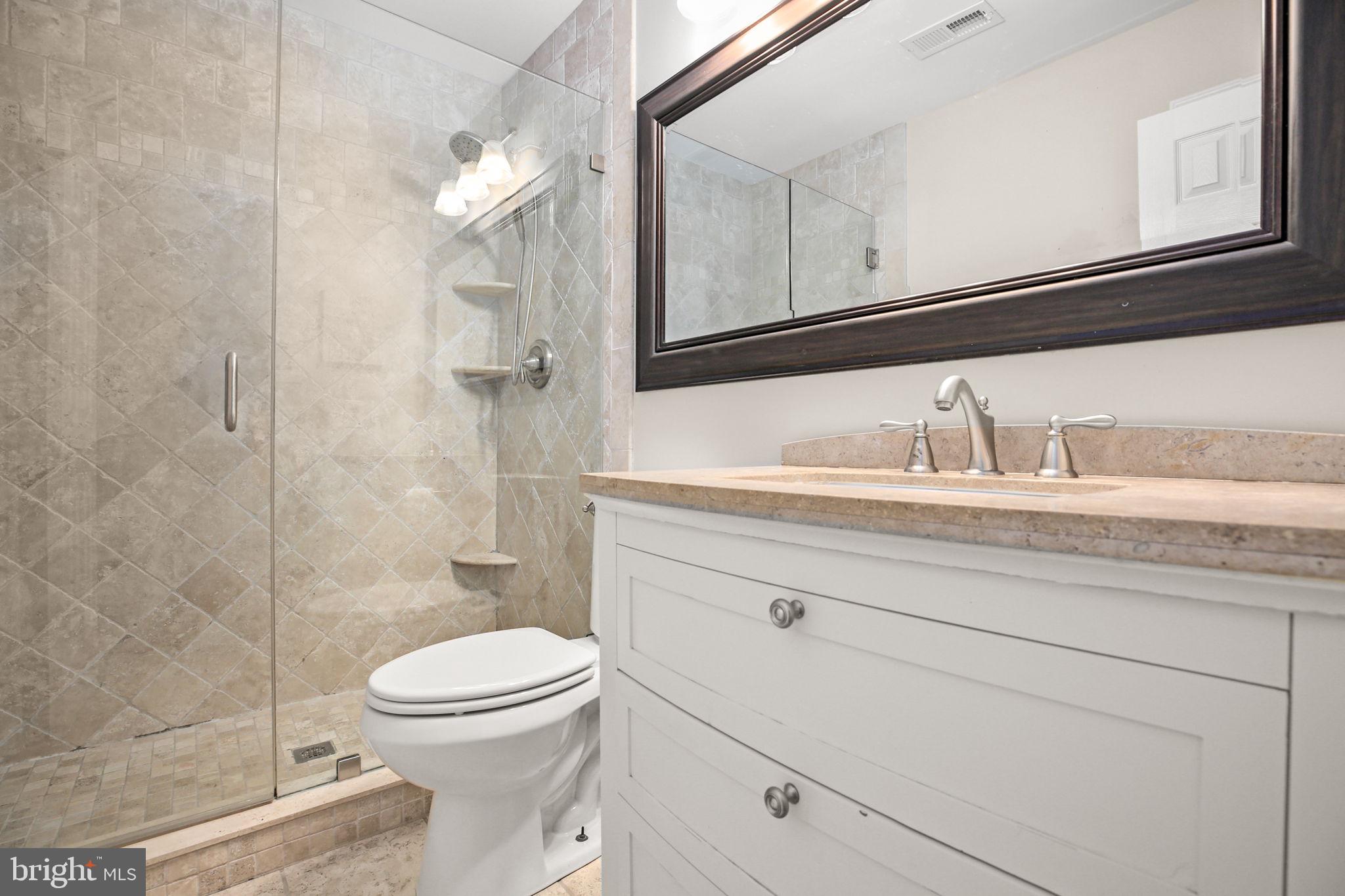 6000 BLACKSTONE BOULEVARD