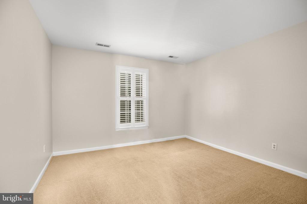 6000 BLACKSTONE BOULEVARD