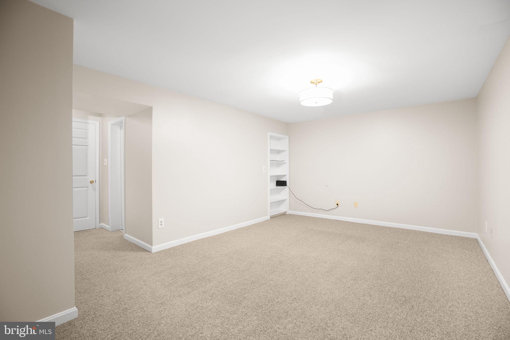 6000 BLACKSTONE BOULEVARD